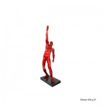 Sculpture homme rouge, socle noir, Socadis