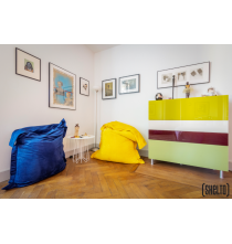 Le coussin géant Sceno en velours sublimera votre intérieur et extérieur, dans un esprit cocooning.